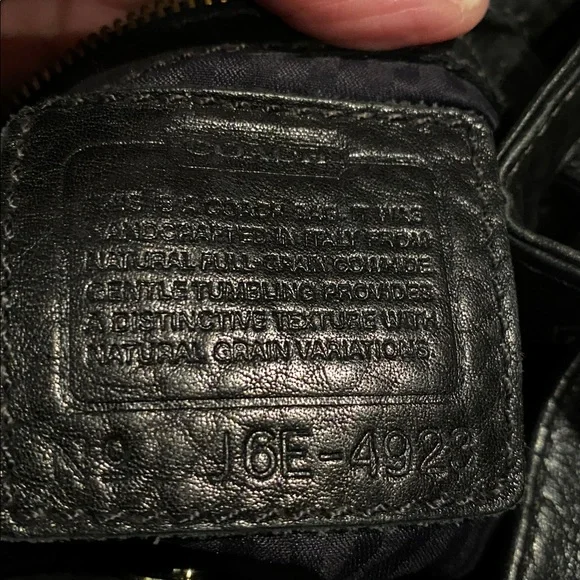 Vintage Coach Sonoma Drawstring Black Pebbled Leather Bucket Shoulder Bag - Picture 11 of 11